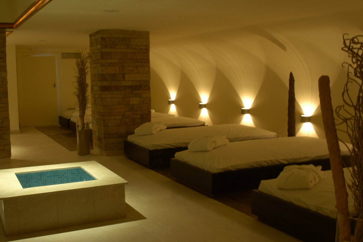 the relaxation area at valparaiso spa hotel in mallorca