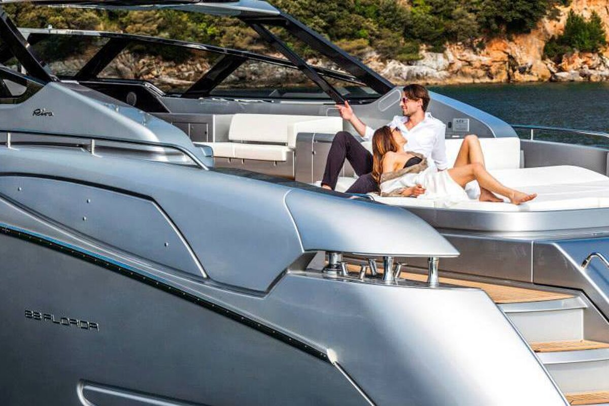 Yacht charter with easyboats